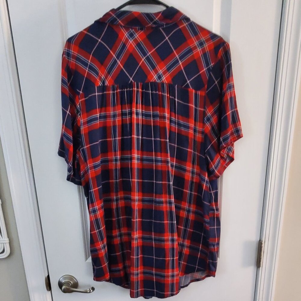 Women's Button Down Plaid Shirt - Picture 2 of 4